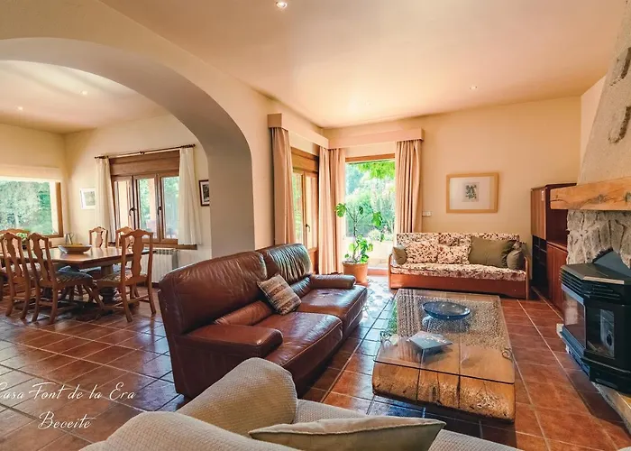 Casa Font De La Era Hotel *